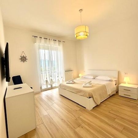 Апартаменты Casa Di Elisa Савона Экстерьер фото